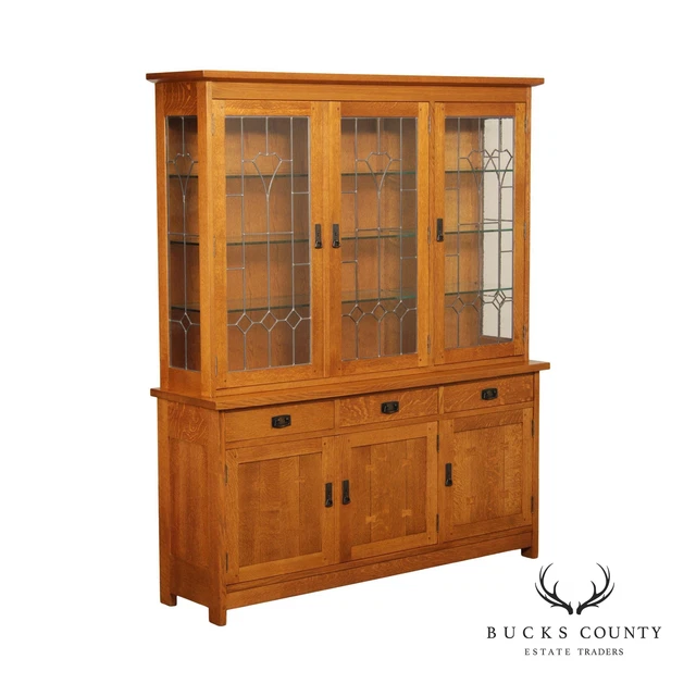 STICKLEY MISSION COLLECTION Oak ThreeDoor Display Buffet