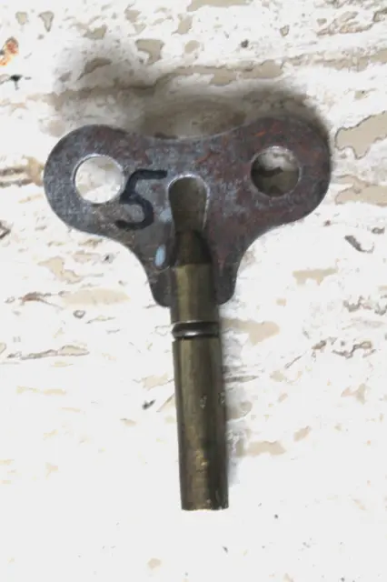 clé papillon ancienne pendule horloge comtoise métal et bronze ( N°5 )
