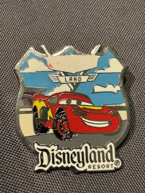 Disney Disneyland Resort DCA Pixar Cars Land Lightning McQueen Race Car Pin