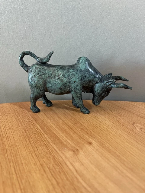 RARE ET IMPORTANTE BOITE COUVERTE EN EMAUX CLOISONNES