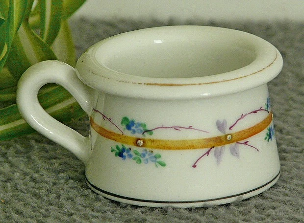 Lot De 3 Anciens Pots De Chambre Miniatures Pour Poupée En Porcelaine