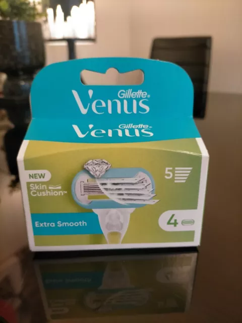 Genuine Gillette Venus Extra Smooth Razor Blades Women’s Pack of 4