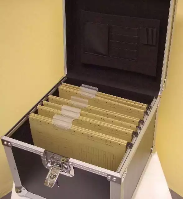 ROADINGER Transport Dokumenten Flight Case Koffer Box 38 x 38 x 36 cm Dokumente