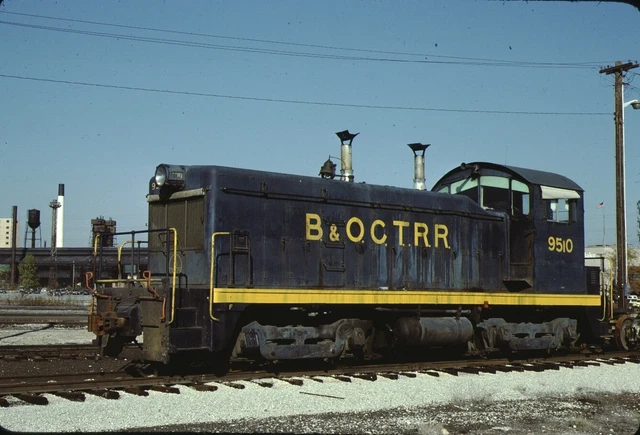 B&OCT Baltimore & Ohio Chicago Terminal EMD NW2 Original Kodachrome Kodak slide