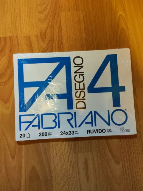 Fabriano F4, Album da Disegno, Formato 24 x 33 cm, Fogli Ruvidi, 200gr, 20 fogli