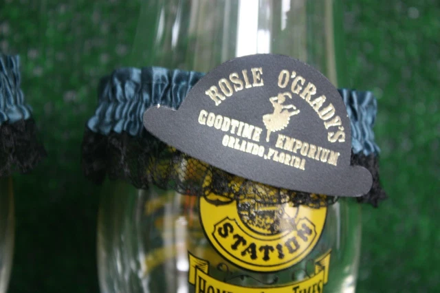 RARE 2 X Rosie O'Gradys Goodtime Emporium Hurricane Glasses & Garters 3