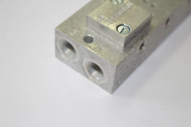1 x piastra di collegamento Bosch 1825503593 usata 2