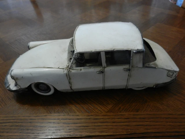 Jouet Ancien Rare - Grande Voiture GAZ 3102 Volga URSS (échelle 1:24, Gorkyi)