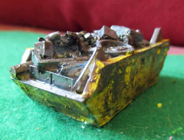 Skip loaded with scrap/junk - OO Gauge/1:76 scale model railway accessory