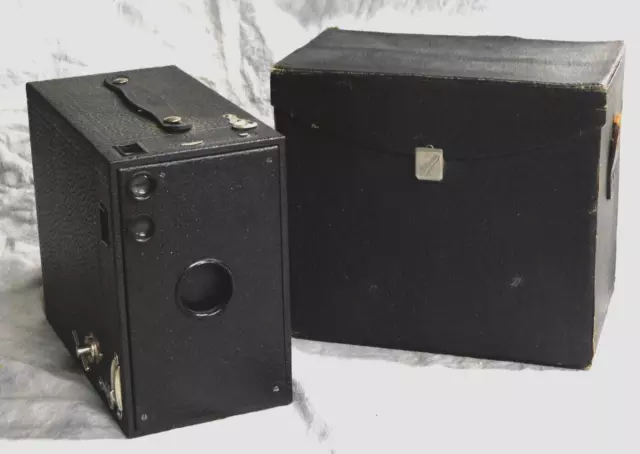 Antique KODAK Brownie NO.2 C Model A Box Camera w/ Case NICE!