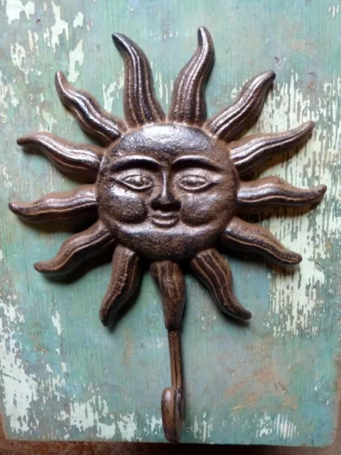Cast Iron Sun Face Shining Coat Hat Towel Bath Garden Shed Wall Hook Home Decor