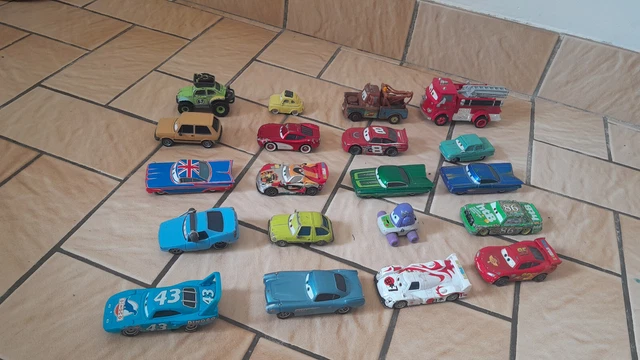 Disney Pixar Lot De 20 Voitures Cars De Course Lot 11 2