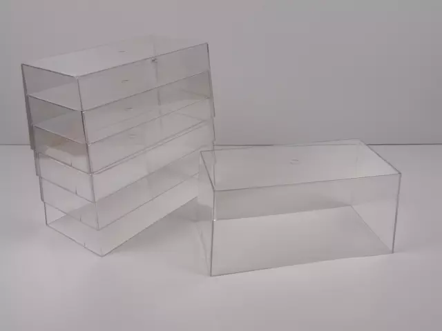 BTE6 Boîtes vitrine PETITES (RBA) 6 cm : Lot de 20 boîtes sans socles