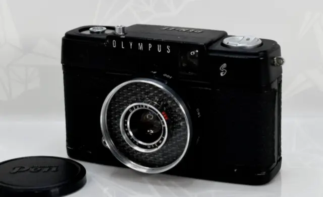 [Exc+5 Red Flag-OK] Olympus Pen EES Black Half Frame Film Camera New Seal JAPAN