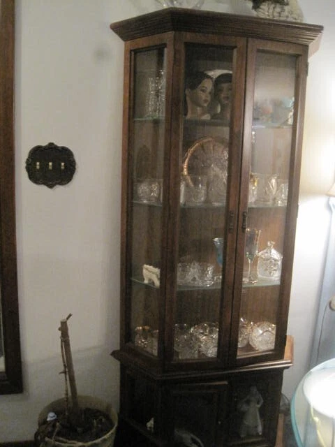 Display Cabinet  Glass & Wood  Floor To Ceiling