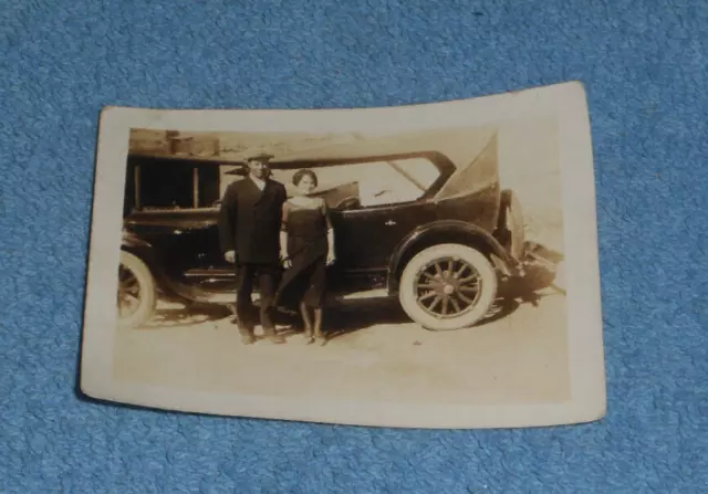 Vintage Circa 1930s Photo Young Man & Woman In Front of Car Unknown Location