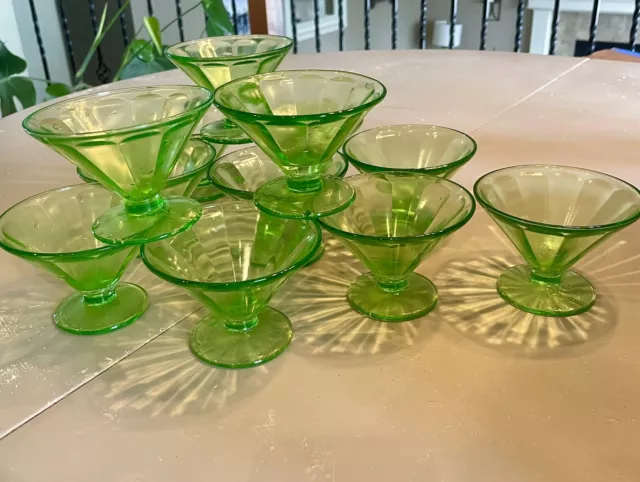 Federal Glass Optic Green Depression Sherbet Dish Uranium Set of 12 UV Glows