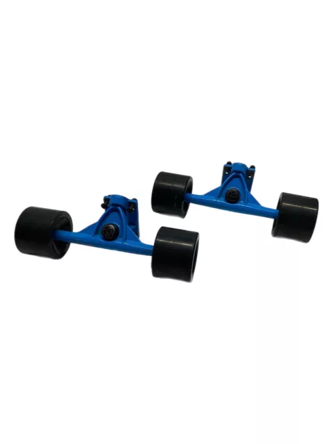 Skateboard / Longboard Trucks w/Bigfoot Invaders 75mm 81a Wheels Blue