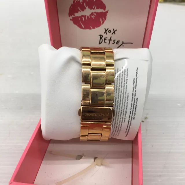 Betsey Johnson Gold Tone Heart Rhinestone Embellished Wrist Watch Womens Used 2