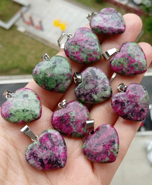 10pcs Red Green Jasper Gems stone Heart Pendants Chakra Reiki Healing Amulet