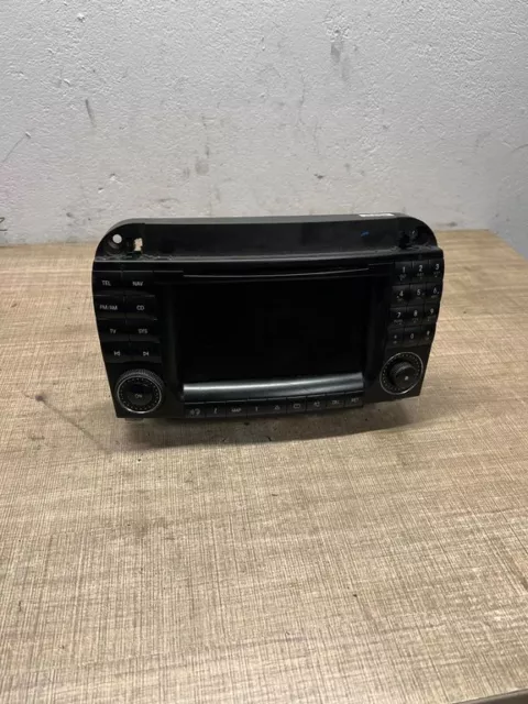 Mercedes-Benz S W220 2000 Radio CD GPS player head unit A2208205889 NIC12935