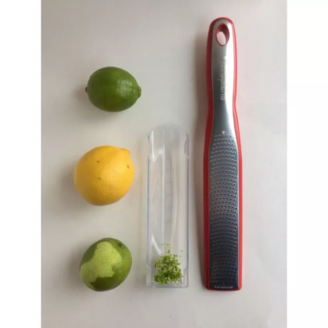 Microplane Elite Zester Stainless Steel Lemon/Lime Citrus Grater w/ Catcher Red 2