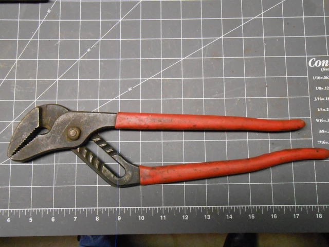 CRESCENT 14" arc groove pliers (channel lock type)