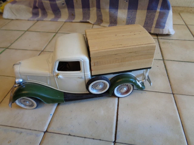 Peugeot - D3A Fourgon La Vache Qui Rit - DAN-TOYS - 1/43 - Autos