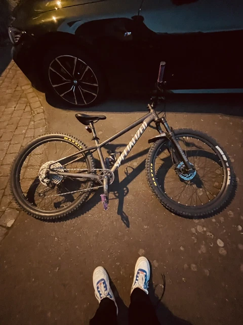 SPECIALIZED ROCKHOPPER ELITE. 27.5