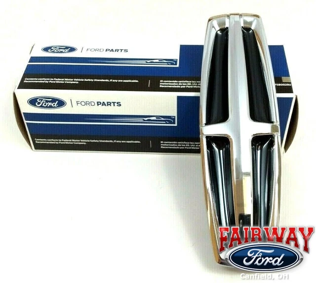 OEM 2018-2024 Lincoln Navigator Front Grille Illuminated Star Nameplate Emblem