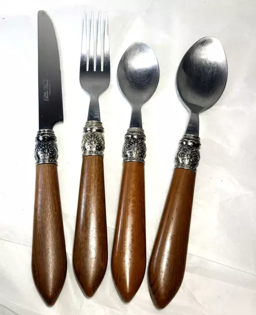 Pioneer Woman 4 Piece Stainless Flatware ~ Cowgirl Lace Faux Wood handles