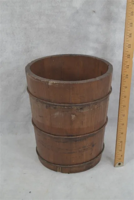antique  dry measure barrel/bucket 2/1wood metal bands 11 in rare 19th original