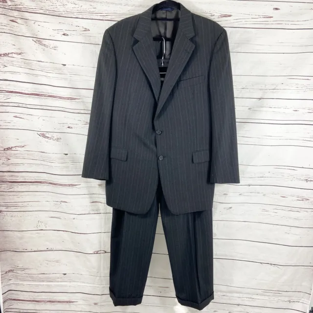 Burberry London 2PC Pant Suit Men’s 42R Gray Pinstriped 100% Wool USA Made VTG