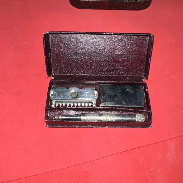 1913 “ College Safety Razor Set" Open-Comb Safety Razor Set W Case