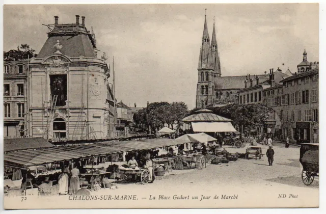 CHALONS SUR MARNE - Marne - CPA 51 - Marchés - Place Godart jour de Marché 1
