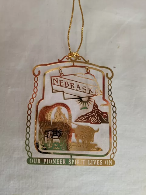 Nebraska Ornament State  Pioneers on trail Gold tone free shipping