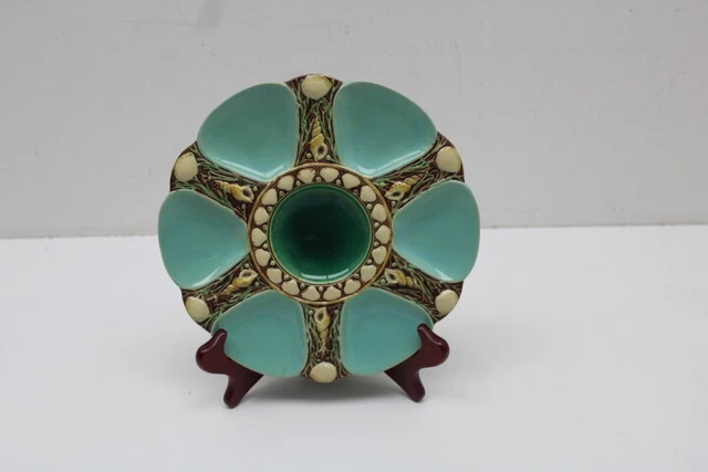 MINTON Antique Oyster Plate - Majolica - Turquoise MINTON Antique Oyster Plate - Majolica - Turquoise