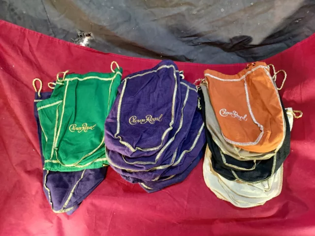 LOT of 31 ASSORTED CROWN ROYAL 9" & 13" Drawstring Bags 750 mL & 1.75L see below