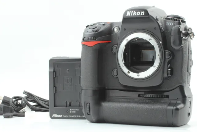 [MINT w/Battery Pack, Charger] Nikon D300 12.3MP Digital SLR Camera From JAPAN