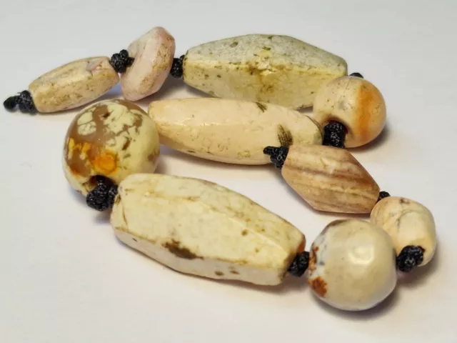 10 Ancient Rare Indo-Tibetan Agate & Carnelian Fully Patinized Beads