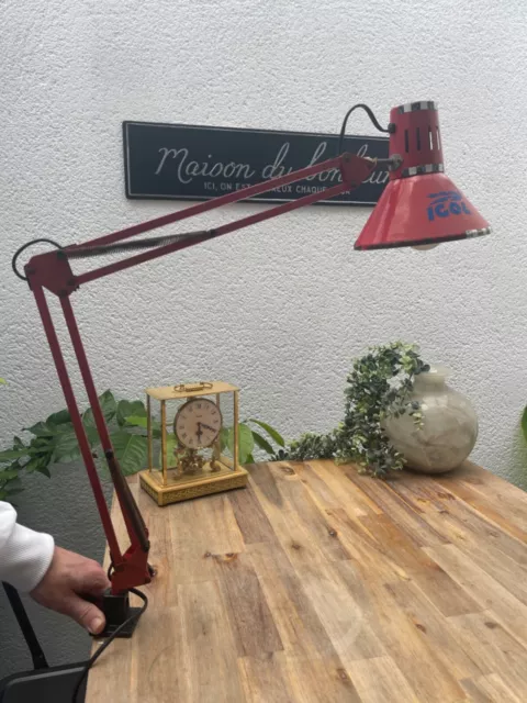 Ancienne Lampe d'Atelier ou d'Architecte Rouge à Bras Bureau Vintage Rétro Igol