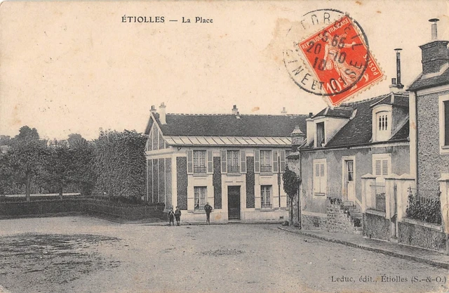 CPA 91 ETIOLLES LA PLACE (cliché pas courant