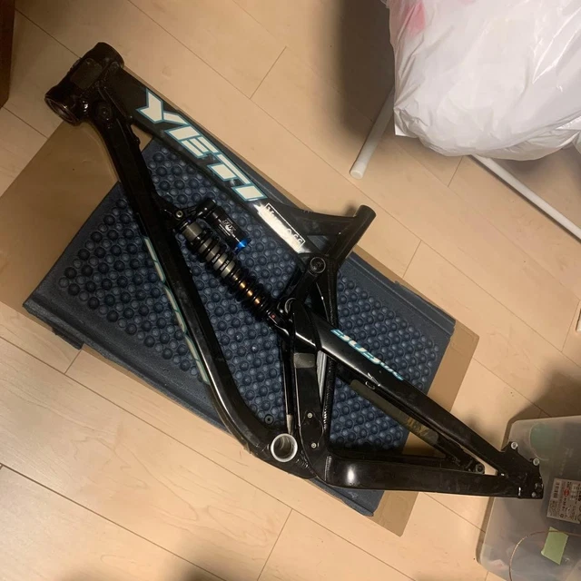 YETI 303 WC dh 26 inch s size downhill frame FOX $1,268.57
