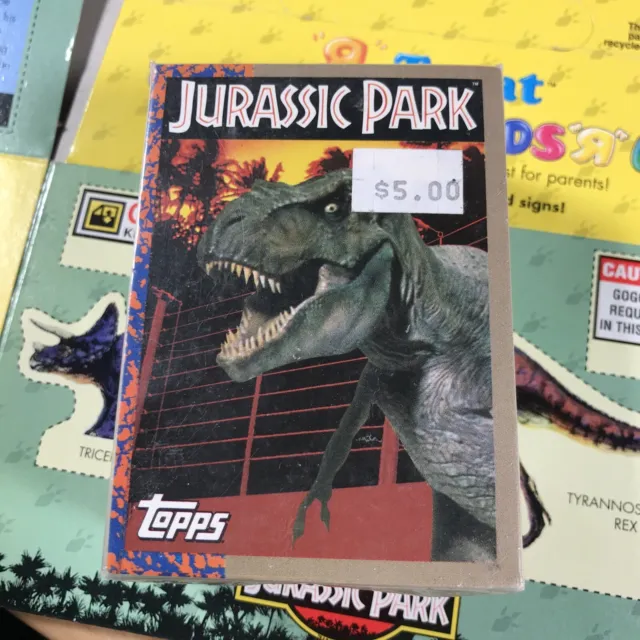 Complete 1993 Topps  Jurassic park set 88 cards, 11 stickers series 1