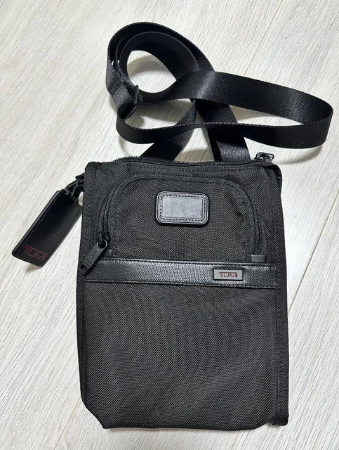 Excellent+ Tumi shoulder bag pocket small USED