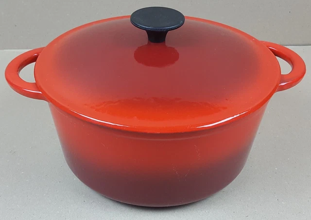 Cocotte Ronde Le Creuset 24 Cm En Fonte - Couleur Meringue (blanc Ivoire)