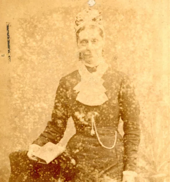 CDV Carte De Visite J S Hazard Clapham Common Victorian lady portrait #28 photo