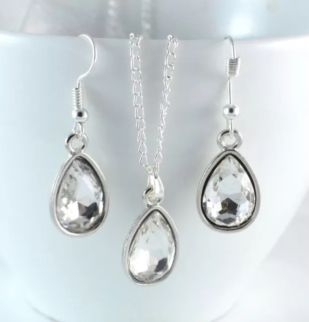 Small Tear Drop Silver Tone Faceted Acrylic Crystal Necklace & Earring Set