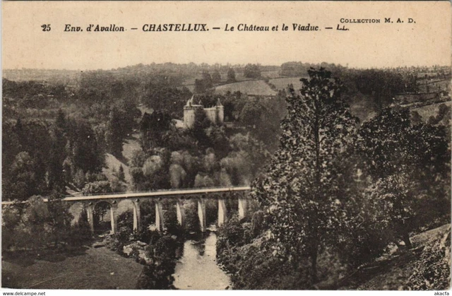 CPA CHASTELLUX Le Chateau et le Viaduct (1197751)