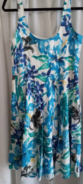 Lauren Ralph Lauren  floral 100% linen sun dress. Size 8. Beautiful Blue's